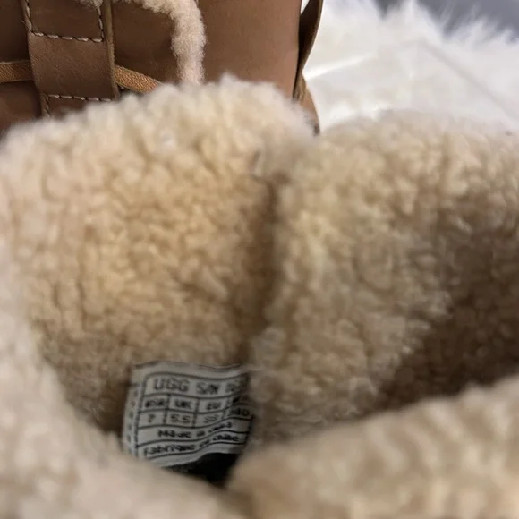 UGGs LaJolla Cork Size 7 - Picture 5 of 5